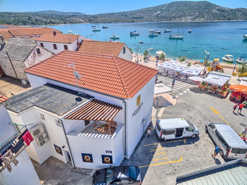 Mincheta - Luxury Rooms Primosten Exterior photo